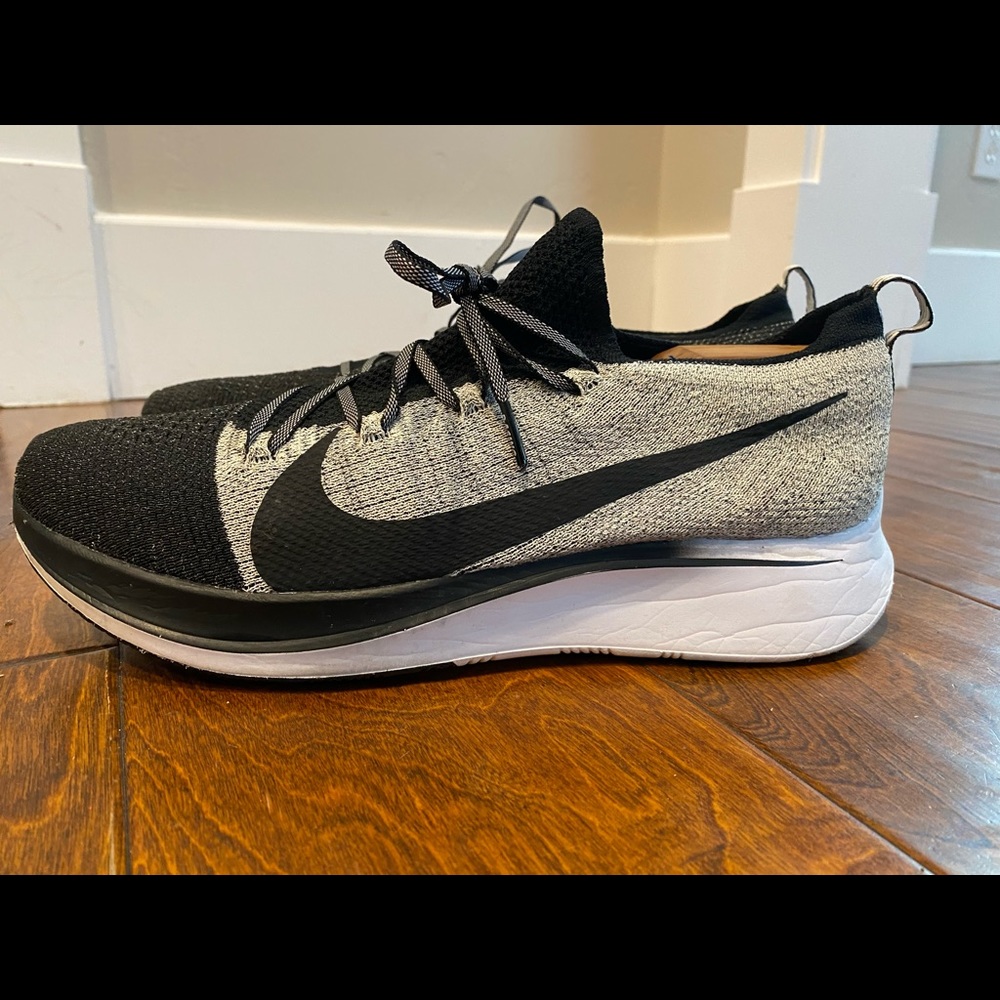 Nike Zoom Fly Flyknit running shoes
